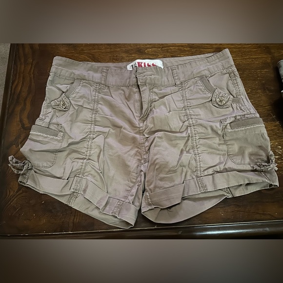 Shorts - Picture 1 of 2